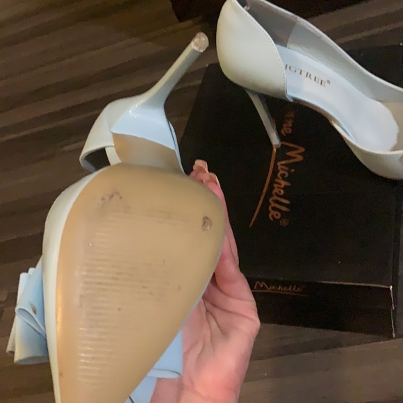 Beautiful Heels - Picture 4 of 5